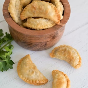 Sambousek Cheese (6pcs)